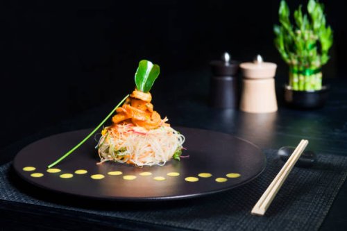 rise noodle with calamari - food stock pictures, royalty-free photos & images