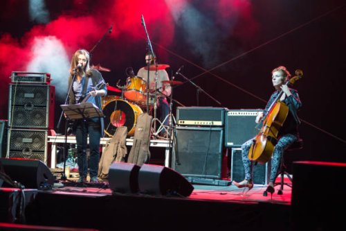 rock band playing on the stage - concert stock pictures, royalty-free photos & images