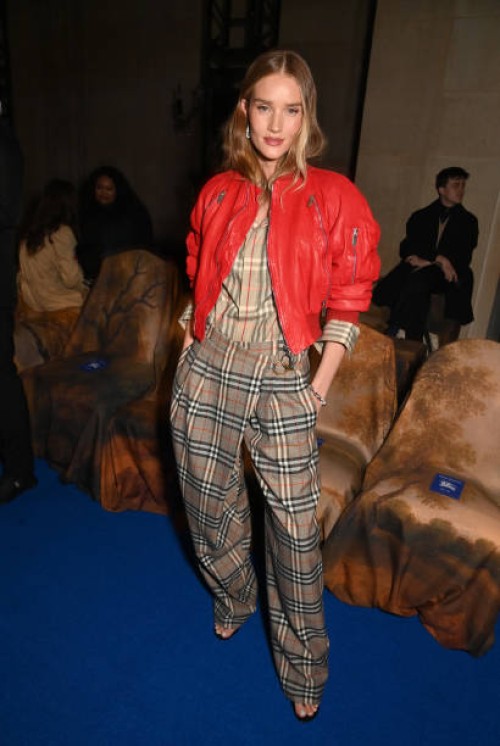 Rosie Huntington-Whiteley attends the Burberry Winter 2025 during London Fashion Week on February 24, 2025 in London, England.