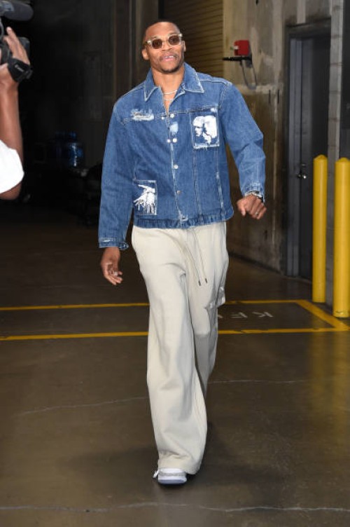 Russell Westbrook of the LA Clippers arrives to the arena before the preseason game on October 19, 2023 at Crypto.Com Arena in Los Angeles,...