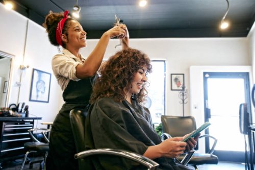 salon - hairstyle stock-fotos und bilder