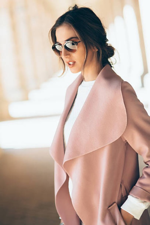 schöne elegante frau - fashion stock-fotos und bilder