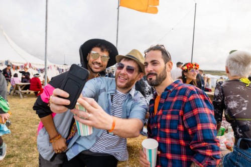 selfies at a music festival - concert stock pictures, royalty-free photos & images