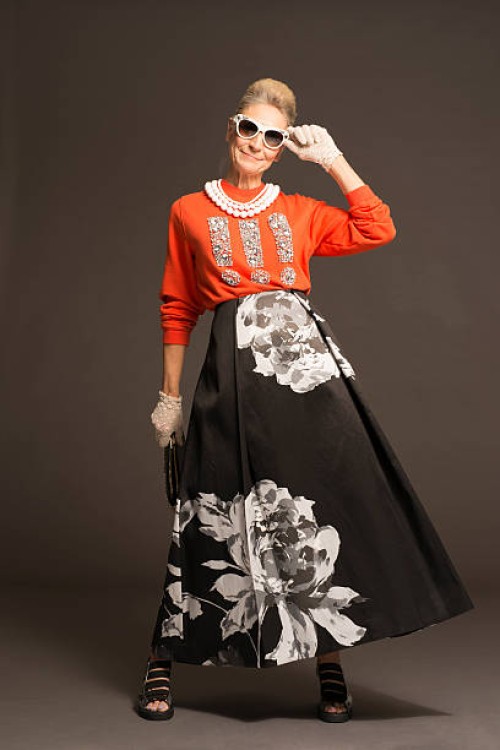senior woman with sunglasses and stylish clothes - fashion stock pictures, royalty-free photos & images