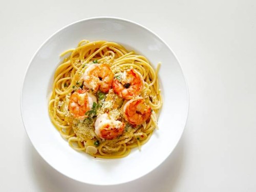 shrimps spaghetti - food stock pictures, royalty-free photos & images