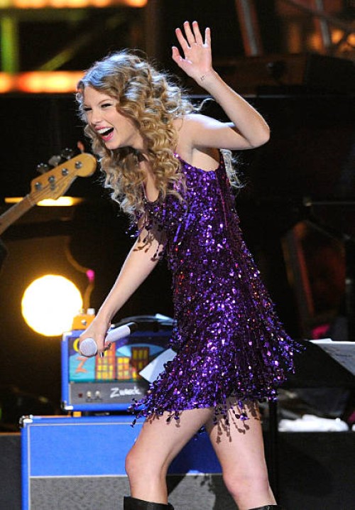 Singer Taylor Swift onstage during Brooks & Dunn's The Last Rodeo Show at MGM Grand Garden Arena on April 19, 2010 in Las Vegas, Nevada.