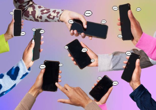 social media communication - fashion stock pictures, royalty-free photos & images