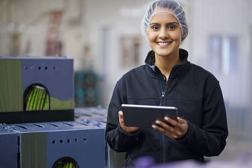 soon the asparagus will be on its way to various destinations - food stock pictures, royalty-free photos & images