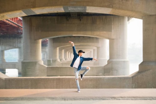spontaneous dancing - fashion stock pictures, royalty-free photos & images