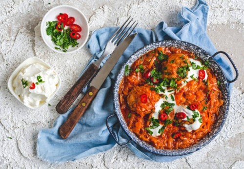 stewed cabbage with meatballs - food stock pictures, royalty-free photos & images