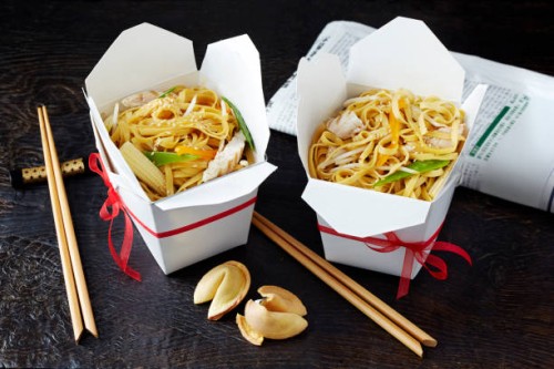 still life with chinese noodles in takeaway boxes, asian takeaway food - junk food stock pictures, royalty-free photos & images