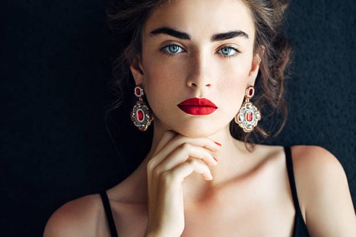 studioaufnahme der junge schöne frau - fashion stock-fotos und bilder