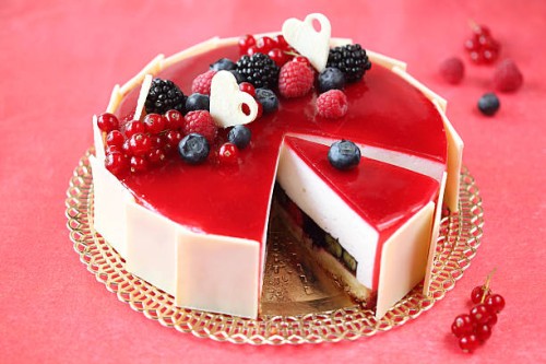 summer berries cake - home decoration stock pictures, royalty-free photos & images