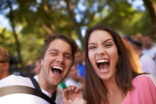 the crowd goes wild - concert stock pictures, royalty-free photos & images