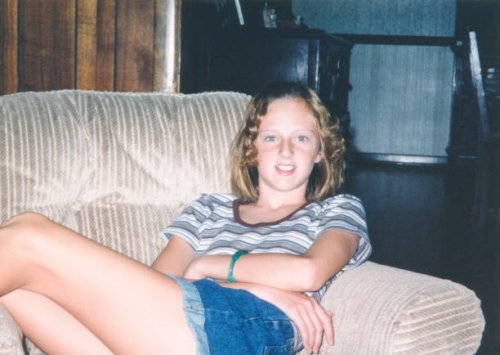 vintage 90s teenage girl, teen 1990s fashion, 90s fashion - hairstyle stockfoto's en -beelden