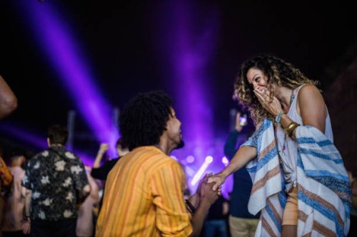voorstel over muziekfestival! - concert stockfoto's en -beelden