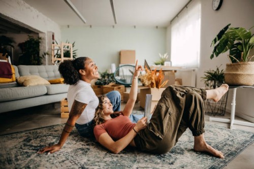 we start living together - home decoration stockfoto's en -beelden