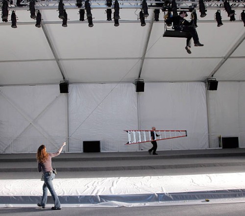 Workers put the finishing touches on the tents in Bryant Park as New York City prepares for Mercedes-Benz Fashion Week Fall 2007 February 1, 2007 in...