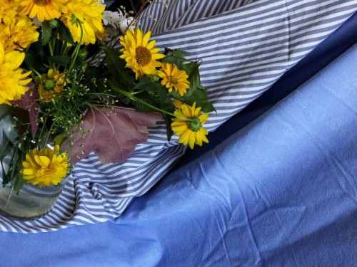 yellow bouquet still life # 002 - garden decoration stock pictures, royalty-free photos & images