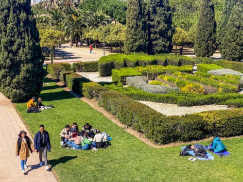 young people enjoying afternoon in the turia garden, valencia, spain - garden decoration stock pictures, royalty-free photos & images