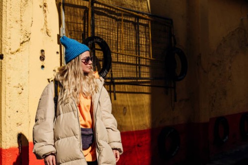 young stylish woman outdoor - fashion stock-fotos und bilder