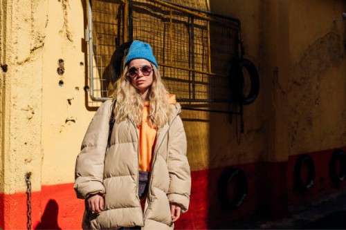 young stylish woman outdoor - fashion stock pictures, royalty-free photos & images